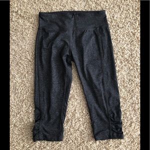 Forever 21 compression legging capris